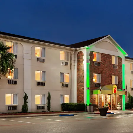 Super 8 By Wyndham Waco University Area
